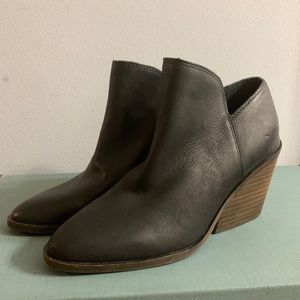 Lucky Brand boots. Saucie black Women's Booties work leather